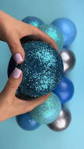 Cracking light plasticine 💙🩵🤲🏻 #asmrsounds #relaxing #asmrvideo #satisfyingvideo #asmrtiktoks #ASMR 