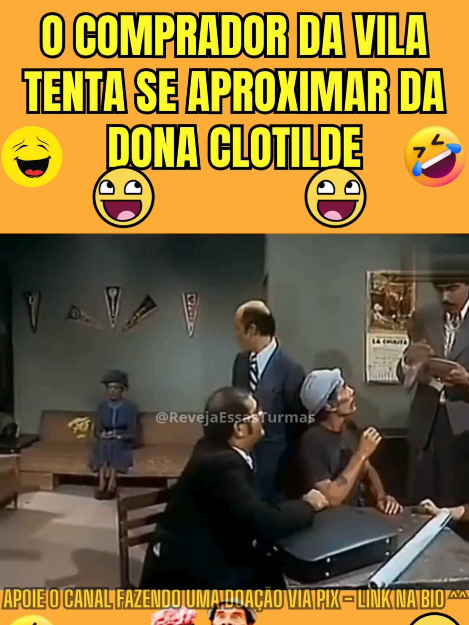O COMPRADOR DA VILA TENTA SE APROXIMAR DA DONA CLOTILDE  #Chaves  #Madruga  #Kiko  #Chiquinha  #ProfessorGirafales  #DonaFlorinda  #Serie  #TV  #Comedia  #Humor  #Fyp  #Risadas