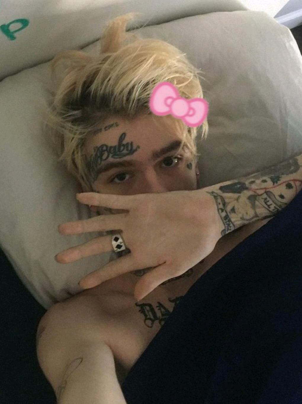 #MAMAH  ::  olhem pro Lil Peep. 🐈‍⬛🤍 // #vaiprofycaramba #fypp #fouryou #lilpeep #volta #gustav 
