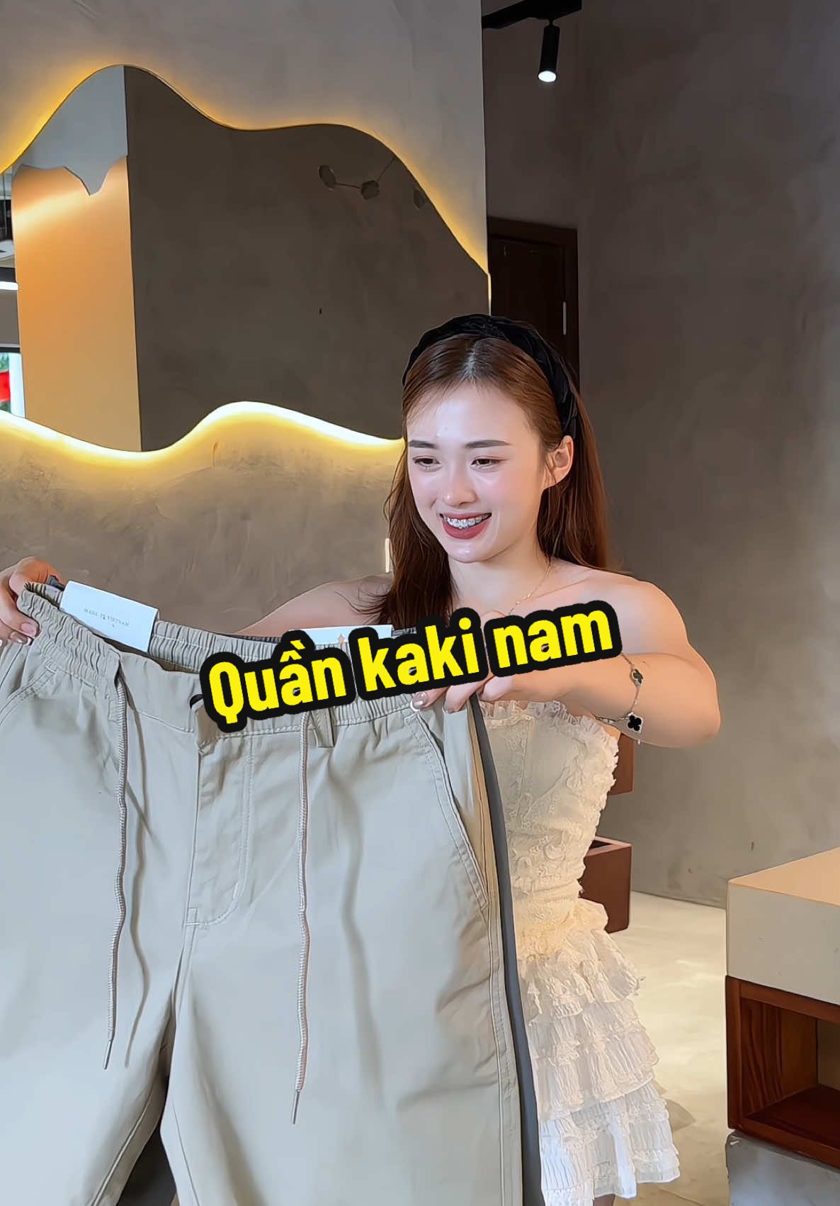 Quần sooc kaki nam #nguyễn_thuý_hiền 