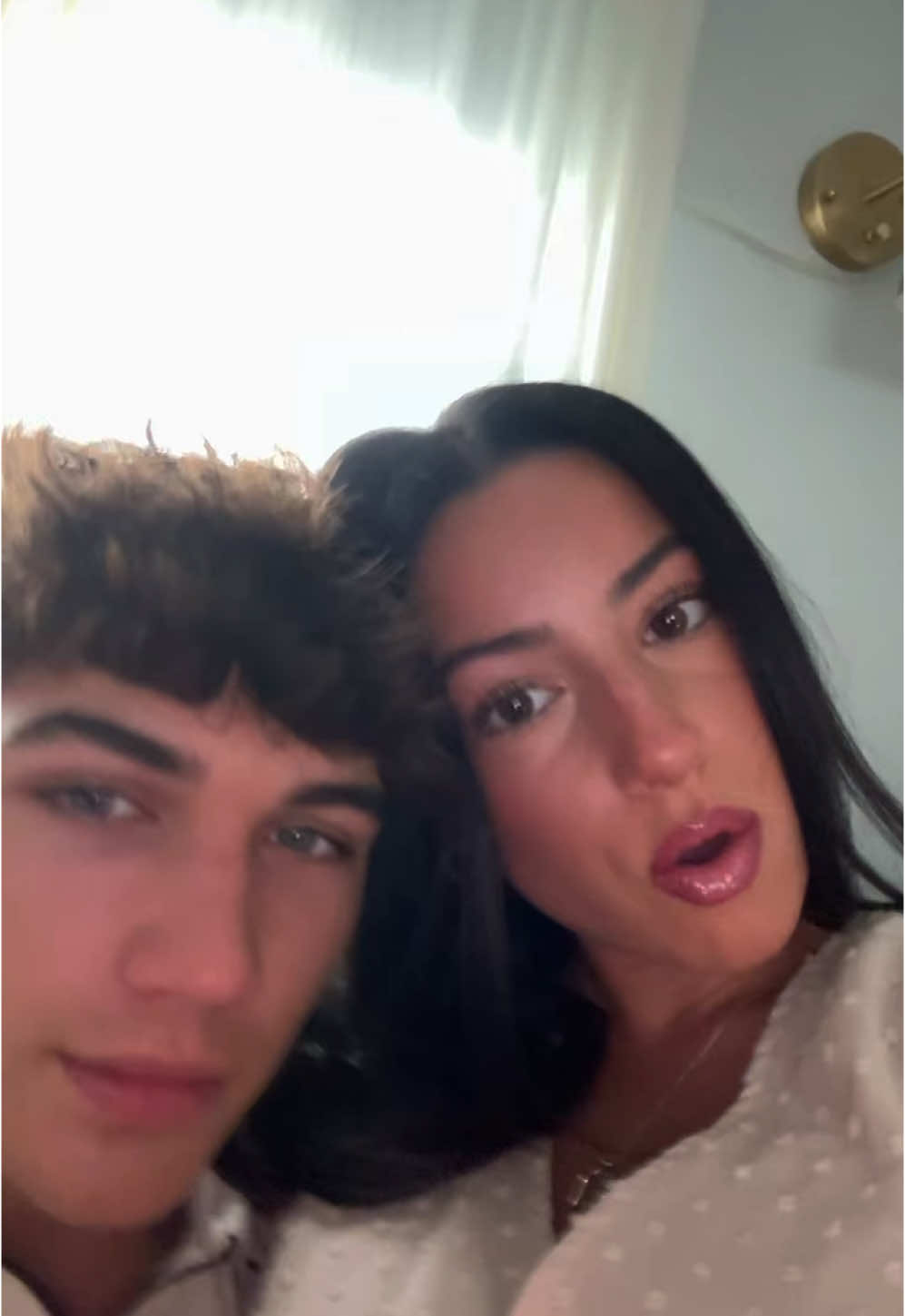 Pre dinner chillin w my boo thang