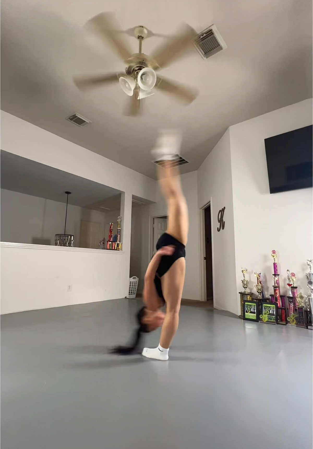 totally turned on my heel on those 2 illusions oops