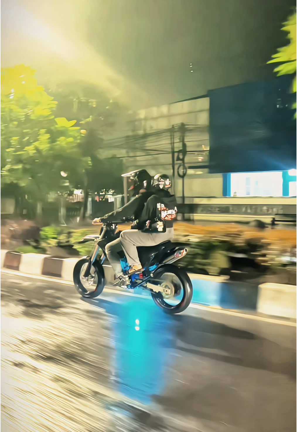 supermoto kalian bisa gini gak?😜🤙🏻 #crf450lite #crf #supermoto #supermotobucin #supermoto #_halloboy 