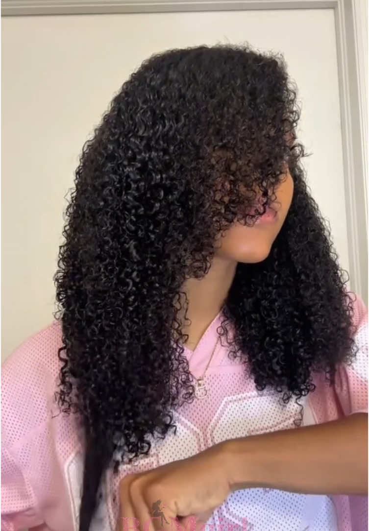 Wig? Where? This half wig blends like it's grew from my scalp🙌🏾❤️🫶🏾 @GAIKAA #weargogluelesswig #bgmgirlhair #blackgirlmagic #bgmgirlweargowig #afrocurlywig #halfwig #linkinbi0➡️ 