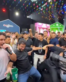 Urge a necessidade de saber o estado que o Nattanzinho Lima vai se encontrar amanhã 😂😂😂  #vitorfernandes #wesleysafadao #carlinhosmaia #roçaws #ranchodomaia #marcynhosensacao #iguinhoelulinha #tarcisiodoacordeon #ericland #nattanzinholima #vitorfernandescantor #vfcomonunca #metadevocebebemetadevocechora #diferentesempre #diferentesemprevf #serestadovf #vfapaixonado #dvd #dvdvf #vitorfernandescantor #pizro #piseiro #musica #foryou #fyp #fy #tiktok #nordeste 