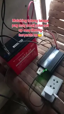 Sa mga wala pang solar set up jn gawa na kayo kahit maliit lang. Malaking tulong talaga😇 #smallsolarsetup  #tiannengbattery  #jinkotigerneosolarpanel  #powerinverter  #solarchargecontroller 