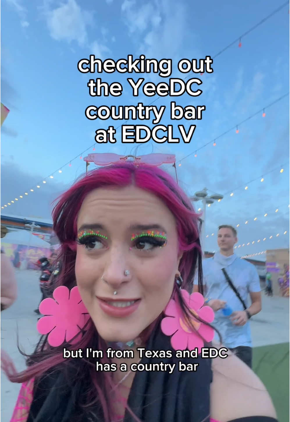 YeeDC: 10/10 i’m going again!!’ what was your fave spot at EDC?! @fizzi pop #edclv #edclasvegas #yeedc 