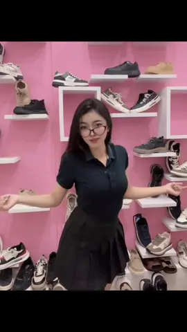 Join live jam 10 pagii#panarybodyjakarta #pusatpanarybody #panarybody #panarybody_sneakers 