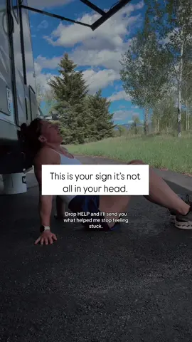 If your energy’s tanked, your digestion’s trash, and your weight isn’t budging, please know it’s not “just getting older” and THATS NOT A PART OF GETTING OLDER!! 👏  It’s might be high inflammation. And it’s fixable. Drop HELP and I’ll send you what helped me stop feeling stuck. #truthbomb #womenswellness #feelbetteragain #guthealthsupport #chronicfatiguefix #hormonalweightgain #momswithgoals #healinflammation