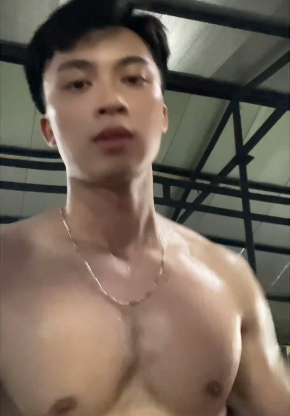 Dậy tập thể dục sáng nào các người đẹp #CapCut #chubodoi #fupシ #xh #fup #siquantangthietgiap #gym #gymmotivation #calisthenicsathlete #hauphuongvungchac