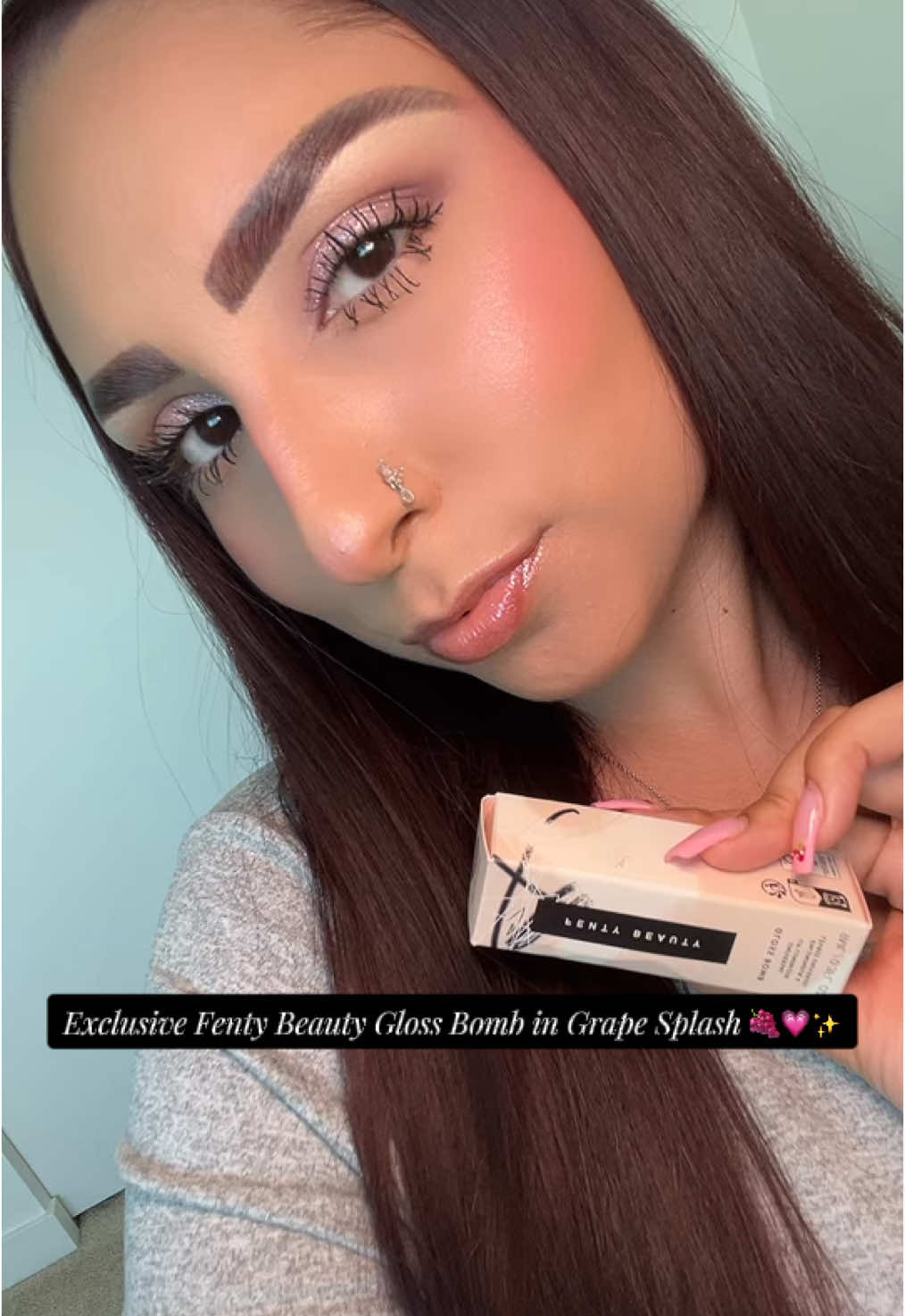 Trying the exclusive Fenty Beauty Gloss Bomb Universal Lip Luminuzer in Grape Splash 🍇💗✨ @Fenty Beauty @Rihanna #fentybeauty #fentybeautyglossbomb #fentybeautybyrihanna #glossbomb #limitededitionmakeup #newmakeup #trendingmakeup #fyp #foryoupage 