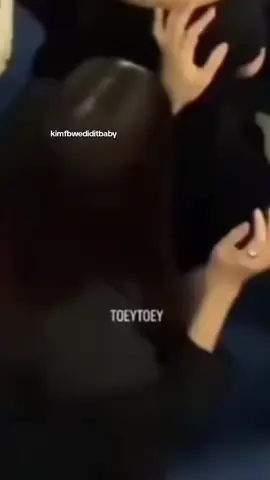 awww esa parte de ser adorable las dos como la amo Freenbecky 🦦🤍🐰  #wediditbaby #beckyfreen❤️ #freenbeckyforever❣️ #beckyfreen🤍💖🌈 #freenbecky #tailandia🇹🇭 #beckyfreen❤️🦋 #srchafreen #beckysangels #srchafreen #beckysangels #beckyfreen🤍💖 #😍🐰🤍🦦 #beckyfreenforgaptheseries 