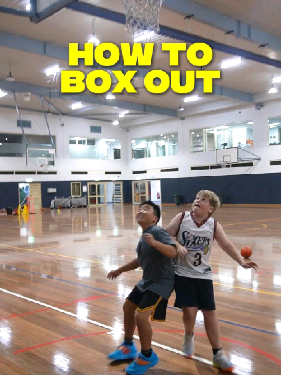 💾 SAVE THIS VIDEO IF YOUR CHILD IS STRUGGLING TO GET REBOUNDS! Coach Tano explains the fundamentals of boxing out to create space and easily grab a rebound after a missed basket from your opponent 💪 FOLLOW FOR MORE! ➕ #basketball #basketballfundamentals #basketballskills #basketballtraining #basketballknowledge #sydneybasketball #ausbasketball #exceedbasketball 