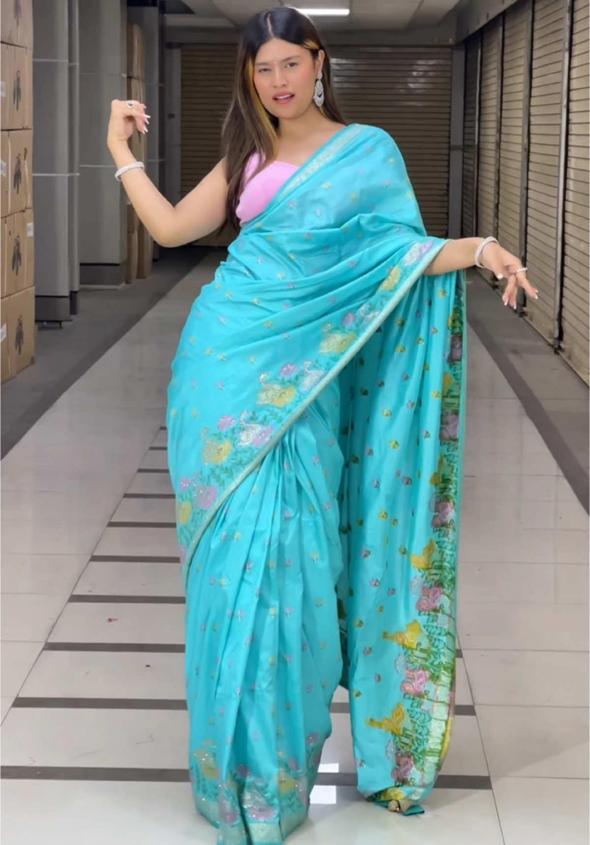#4999 only ##dolasilk #saree #fashion #onlineshopping #silksarees #silk #sareelovers #sareefashion #organza #dolasilksaree #traditional #Premiumdolasilk #Exclusive piece #Super soft dola 