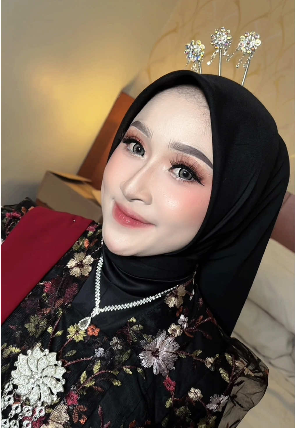 makeup fresh from kamera blm di edit samsek ini😍ig: anisabibah.makeup #makeup #prewedding #fyp #makeupartist #malang #mua #pasuruan #fyppppppppppppppppppppppp #makeuptutorial 