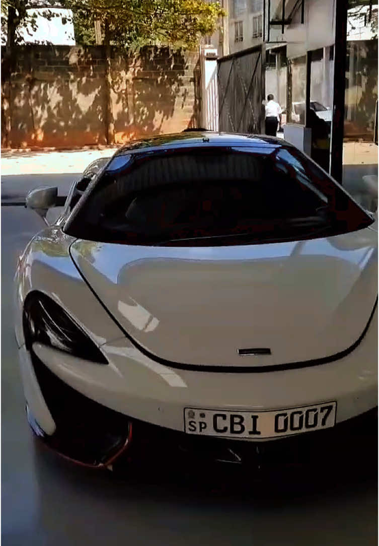 Super car garage in Sri Lanka 🐉🇱🇰🗿#maclaren #maclaren720s #maclarensrilanka #supercarstiktok #creatorsearchinsights #suparcars #srilankanmafia 