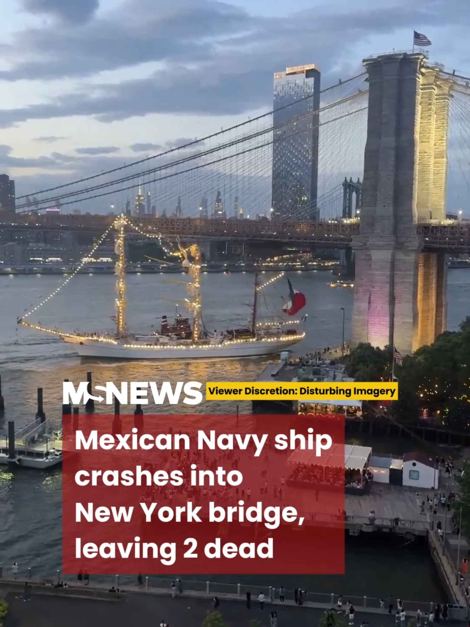New York police believe mechanical issues caused the crash. #mustsharenews #tiktoksg #fypsg
