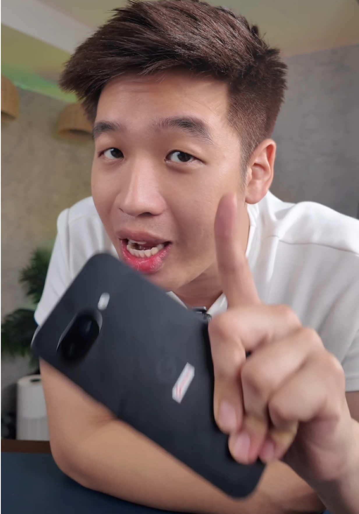 Một trong những con thoại xấu nhất mình từng dùng - Google Pixel 9A! #LearnOnTikTok #Novagr #ThanhCongNghe #education 