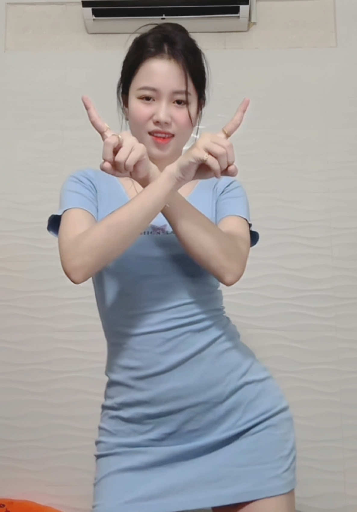 Gặp em từ buổi hôm nào…#hantran1998 #tiktok #xuhuong #trending #dance 