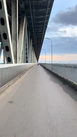 Chỉ đi xe máy mới được ngắm cảnh này #cauthanglong #hanoi #tuyenquang 