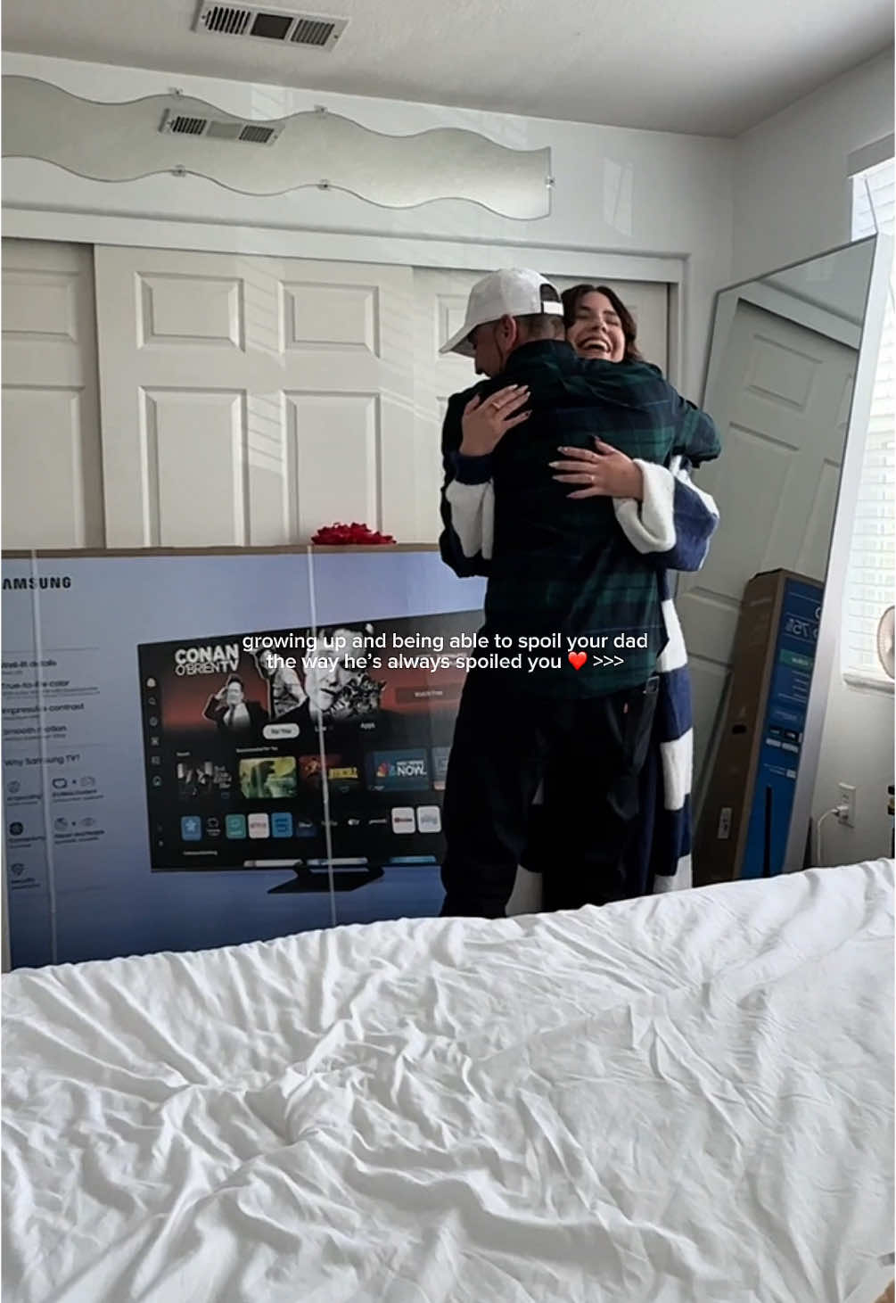 wasn’t going to post but this was so special to me i could cry!!! i know how blessed i am to have such an amazing dad he’s literally my best friend and rock, happy birthday dad ❤️❤️ 