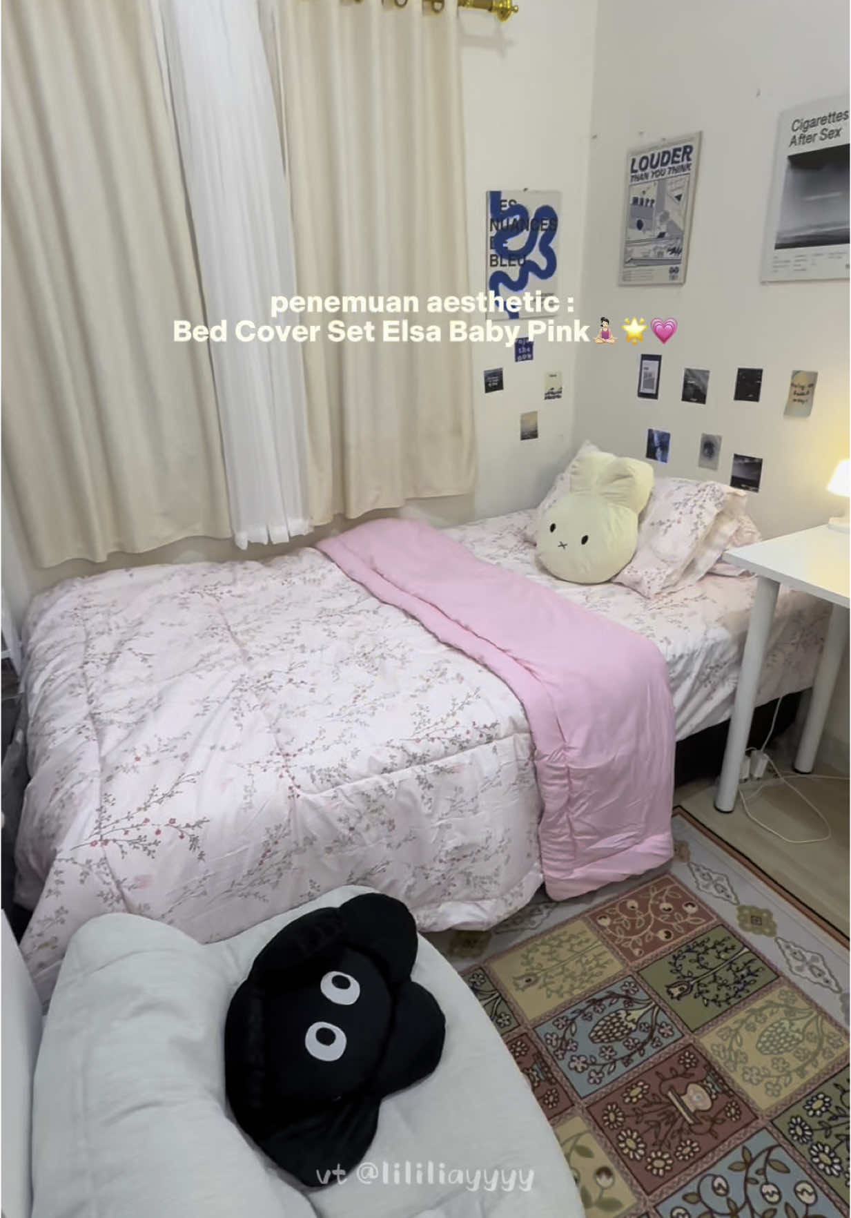 sprei set bedcover paling aesthetic🧘🏻‍♀️👀 harga under 100k😍 kapan lagi bisa nemu yg sebagus dan semurah ini👋🏻 #spreisetbedcover #spreimurah #bedcoverset #spreiaesthetic #fyp 