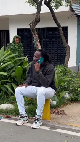 Disappearing Phone Prank 🌳😂