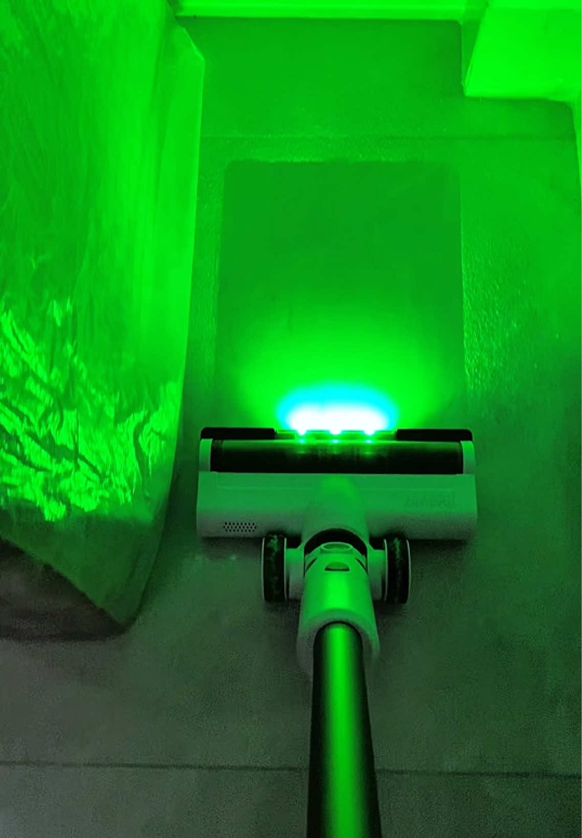 Máy hút bụi không dây Masuto  #masuto #mayhutbuicamtay #mayhutbuimasuto 