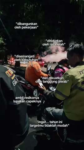 seperti biasa kalah saing dengan yang selalu ada, pagi kugunakan untuk kurir paket malam kugunakan untuk kurir Shopeefood, aku yang sekarang cuma gila kerja dan gila uang BUT tidak gila Wanita 😇 #lampung #bismillahfyp #metro #fyp #kurirmetro #2025 #shopee #drivershopeefood #driver #shopeefood #shopeefooddriver #cod #kurir #kurirpaket #jntexpressid #shopeefooddriver #jnt 