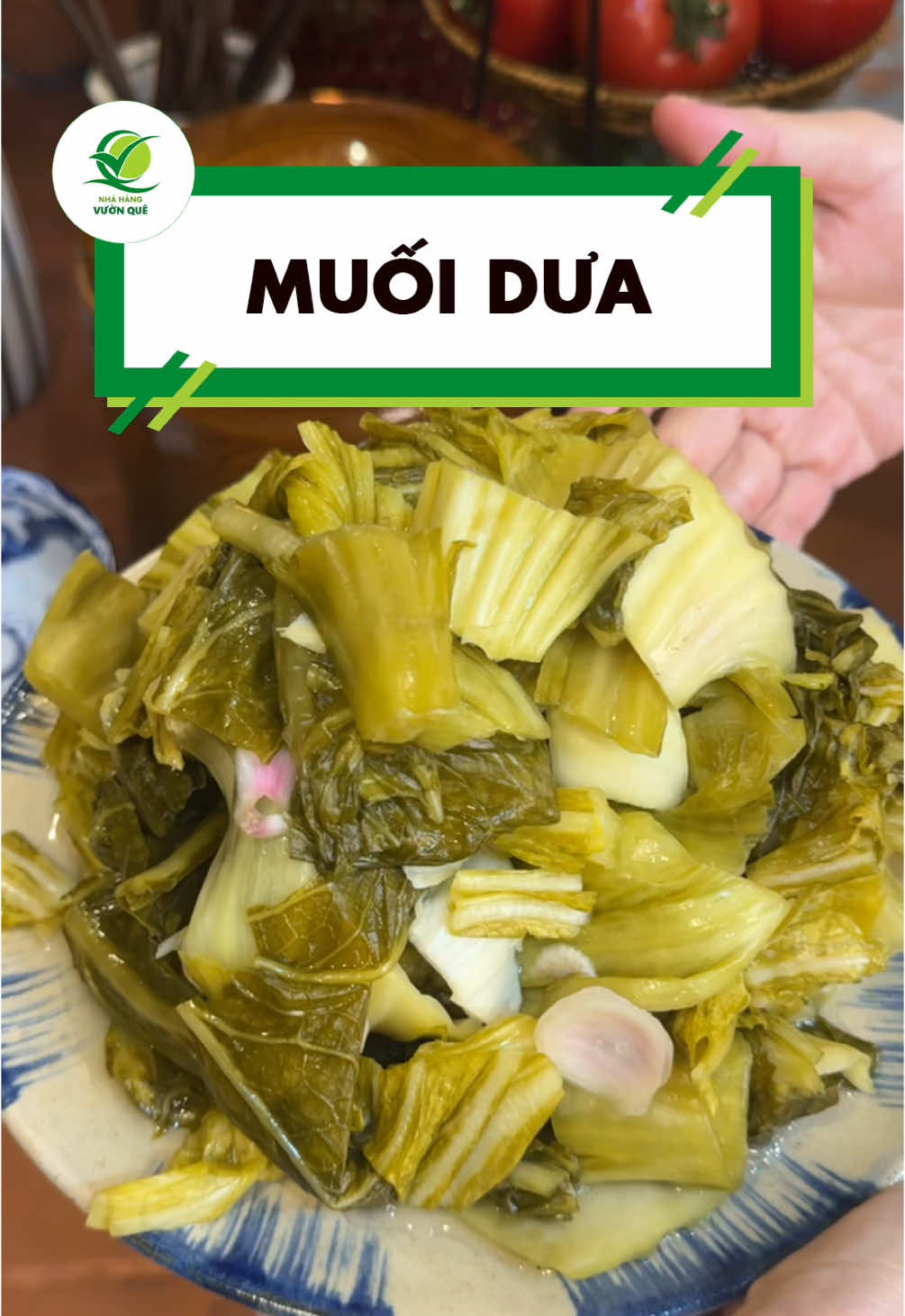 Học ngay bí quyết muối dưa vàng, giòn để chế biến hàng chục món ngon truyền thống nhé cả nhà ơi