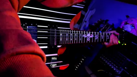 Nightmare Solo okay so, I did the left side and mono as the video live take, and the Right side I did in one take because I was rushing it but it’s good👍🏼 ig @Schecter Guitar Research @SYNNER @avengedsevenfold #guitar #guitarsolo #synystergates #guitarcover #avengedsevenfold #schecter 