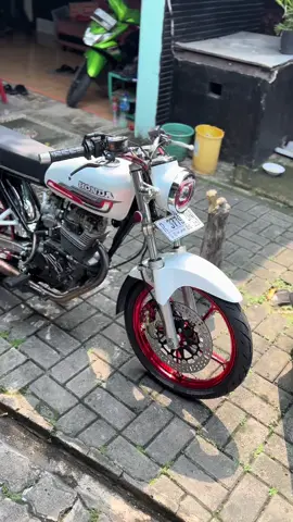 Sebe nyeni maseh🤪🤙🏼 #fyp #foryoupage #cb125se #cbdownsize #vndak55 