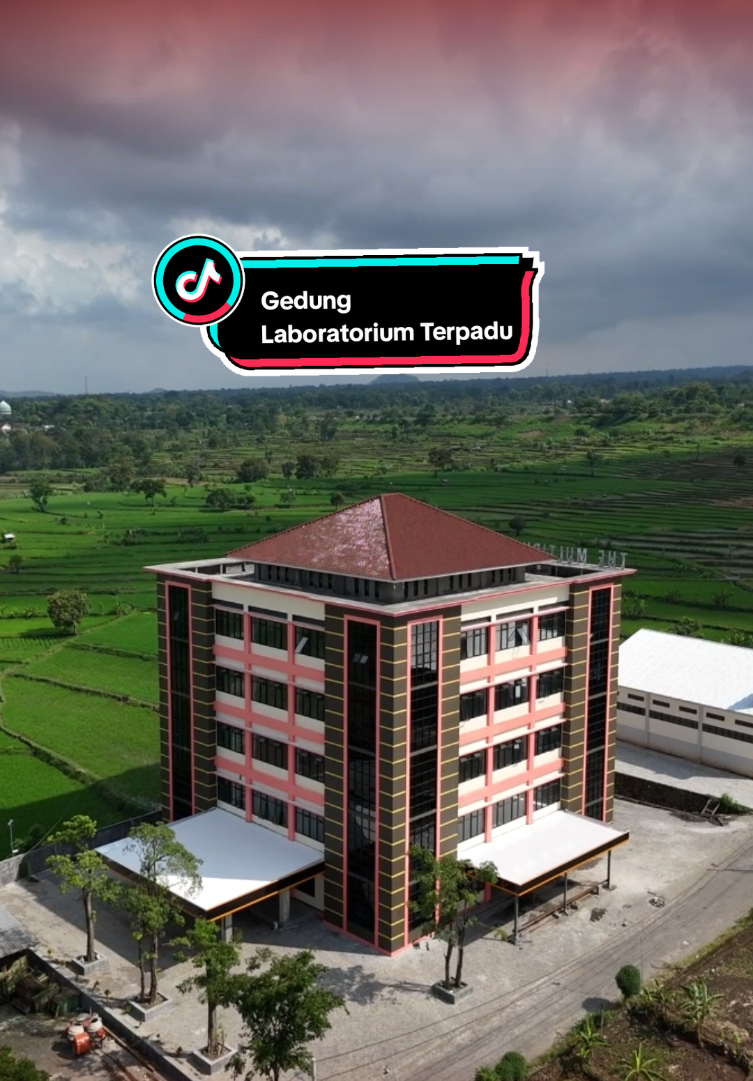 Hallo Sobat Yudha !! Ada informasi penting nih, bagi seluruh SLTA kelas XII yang belum mendaftarkan diri, saat ini Pendaftaran Mahasiswa Baru Universitas Yudharta Pasuruan sudah memasuki GELOMBANG KE-II Looo Yok segera bergabung bersama kami, menjadi bagian dari Universitas Yudharta Pasuruan ____________________________ #sobatyudha #ayokuliahdiyudharta #kampusungulreligiuspluralistik #universitasyudhartapasuruan 