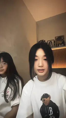 Lily : bukanya itu makanan🤨, Makanan paus😂 . @jkt48.delynn #presetalightmotion #lewatberanda #jkt48 #xybca #delynnjkt48 #axszzlynn 