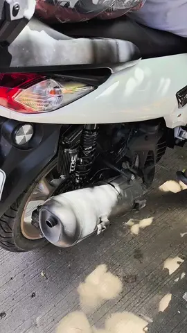 Wala nang sakit sa likod! 🙅‍♂️ Subukan ang TRC Racing Shock i-Tech 305mm para sa komportableng biyahe.  💨 #ComfortRide #TRCShock #MotorcycleParts #AffiliateMarketing #TiktokPhilippines