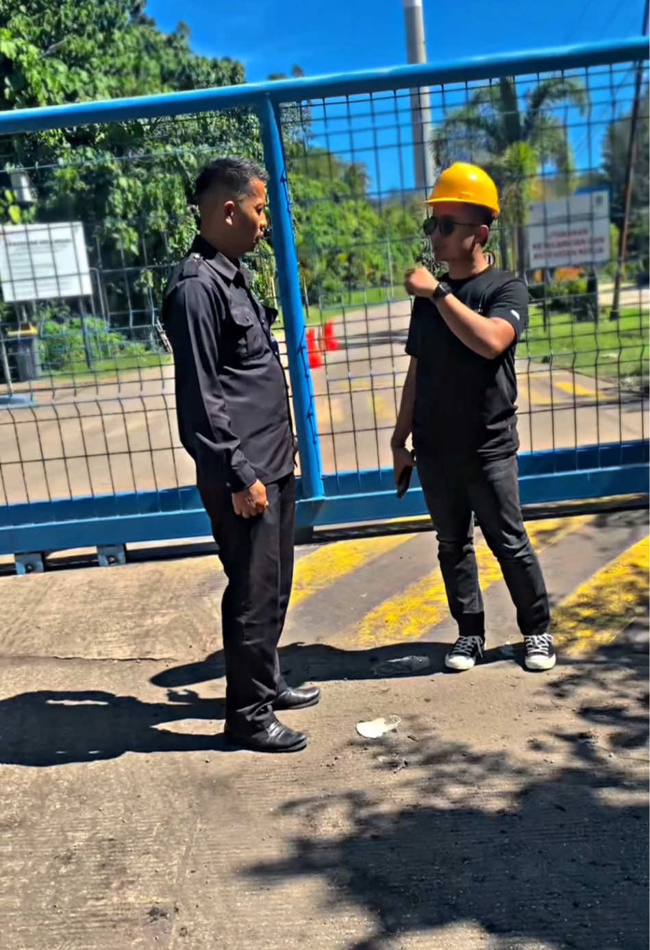 Tidak ada kata menyerah untuk menyentuh sukses,  info kayu seluruh jenis dan kita beli harga bagus #fyp #woodchipper #briket #pembisnismuda #padang #padang 