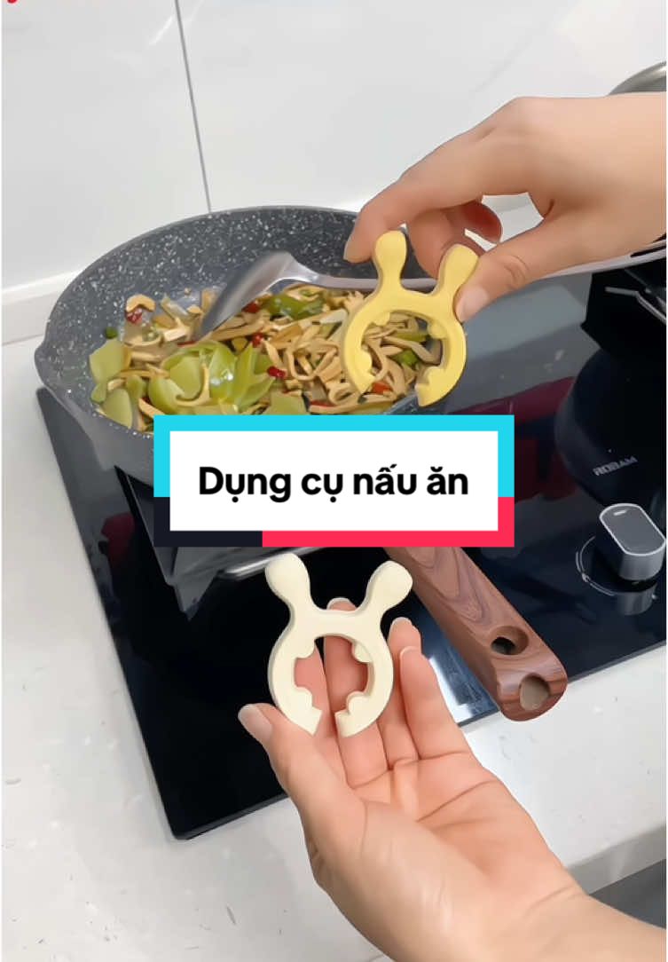 Dụng cụ để xẻng muỗng khi nấu ăn #giadungthongminh #giadungtienich #nộitrợ #fyp #dungcunhabep 