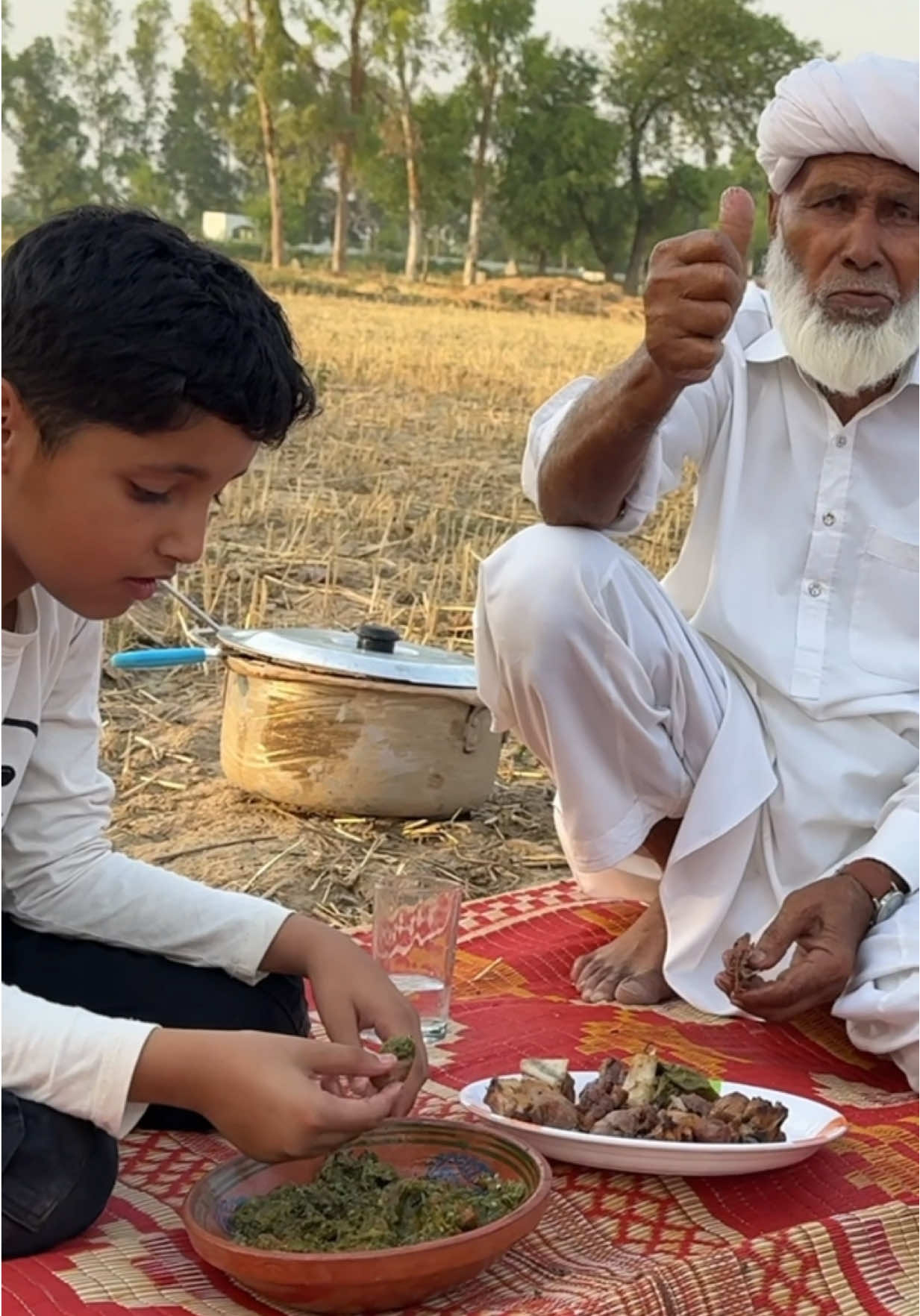 Peshawri Namkeen Tikka with Spicy Sauce | Mutton Namkeen Tikka | Mubashir Saddique | Village Food Secrets #mubashirsaddique #villagefoodsecrets 