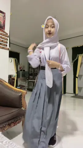 senin lagi senin lagi #4u #sma 