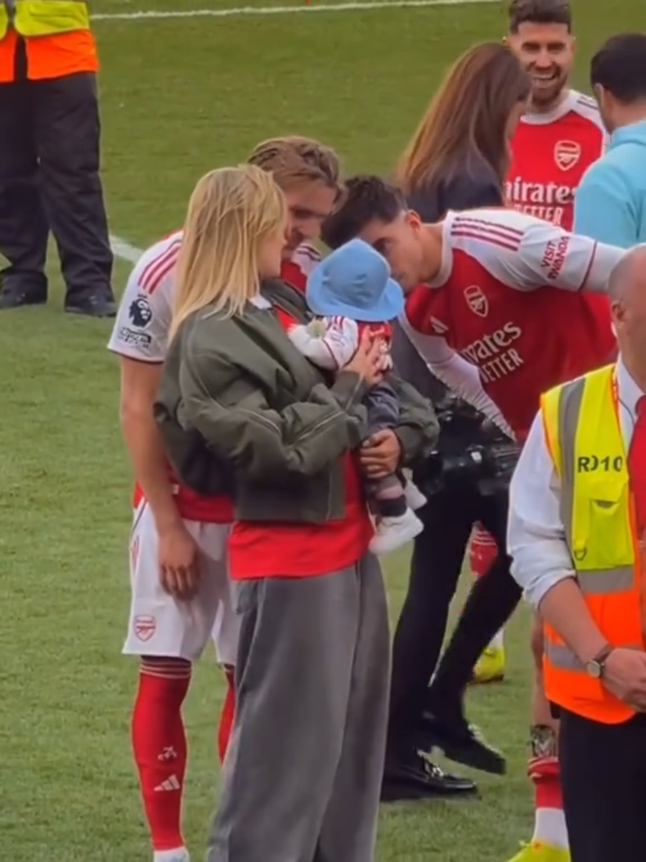 Anaknya odegaard kaya boneka, gemeeesss 🥹🤏 #odegaard #kaihavertz #arsenal #sepakbola #football #fyp 