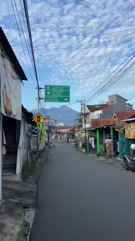 Dekat tapi terasa jauh#fyp #fypシ #gunung #pendaki #bogor #bogorhits #xbca 