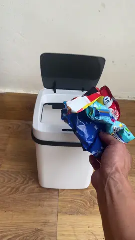 Thùng Rác Thông Minh 13 Lít Cảm Biến Tự Đóng Mở Nắp Chạy Pin Tiêu Vỏ Nhựa ABS#xuhuong #thinhhanh #giadungtienich 