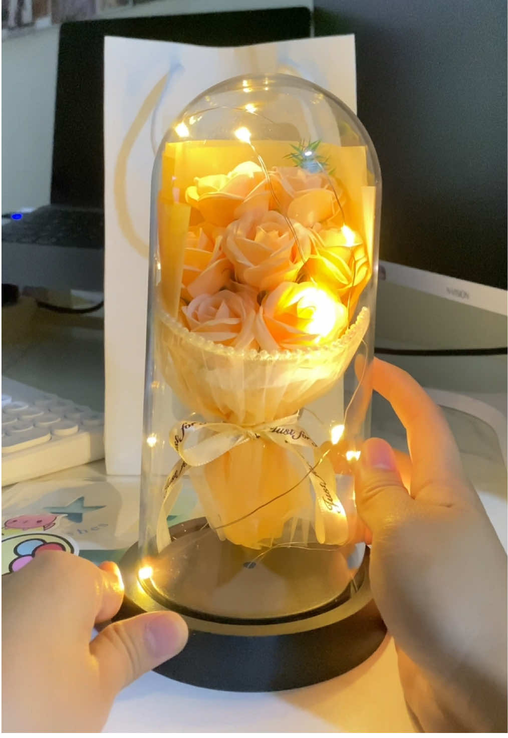 Receiving this is sooo…🥀✨🥹❤️ #rose #artificalrose #lightrose #roses #flowers #giftideas #gifts #giftforher #giftidea #forher 