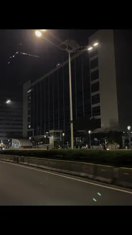kok nyerah? emang lawannya siapa?