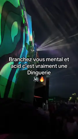 La nuit et un bon mapping incroyable !!🔥🔥🔊🔊#pourtoiiii #tawa #freeparty #teuf 