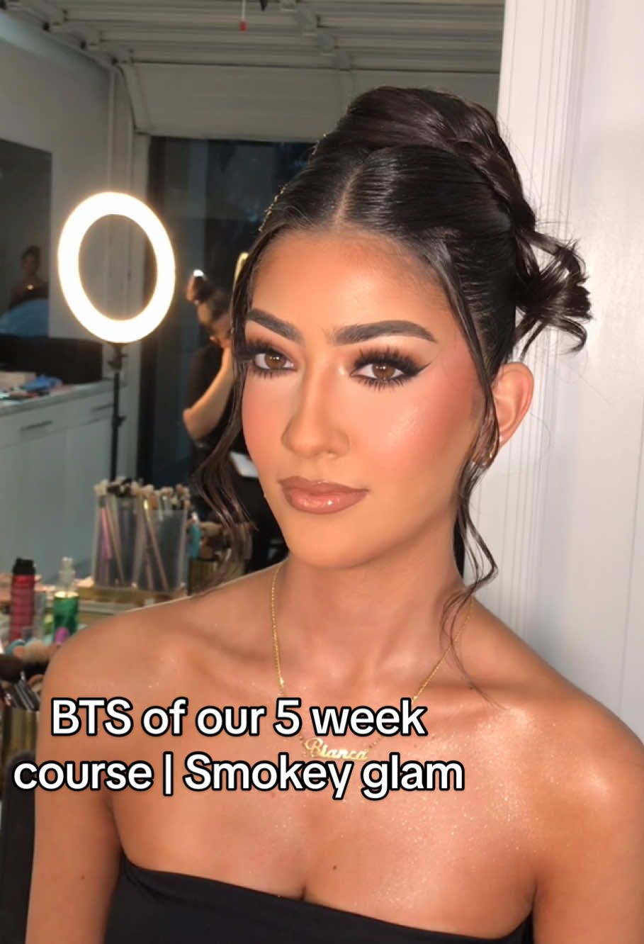 BTS of our 5 week course | Smokey glam 💨✨ #sydney #sydneymakeupartist #makeupartist #makeupacademy #makeupcourse #beauty #makeup #makeuplook #makeuptutorial #bts 