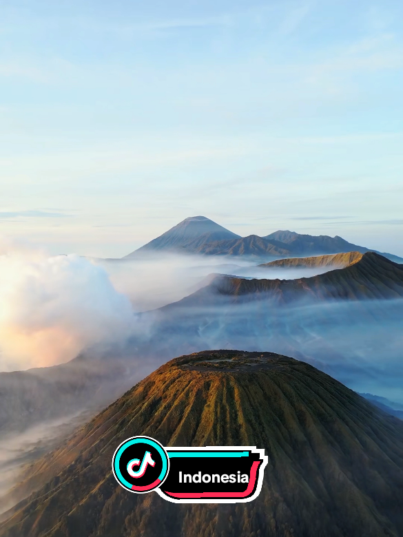 Most Beautyful Places in Indonesia😱🥰 #indonesia #indonesiatravel #aroundtheworld #travel #traveltiktok #travellifestyle #beautyfulplaces 
