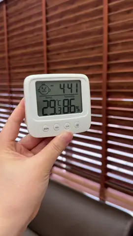Mùa nằm điều hòa nhiều đến rồi nhà có bé nhỏ thì ko thể thiếu nhiệt kế đo nhiệt độ phòng này đâu nha các mom #nhietkedodoamphong #nhietamke #nhietamkechobe #xuhuongtiktok 