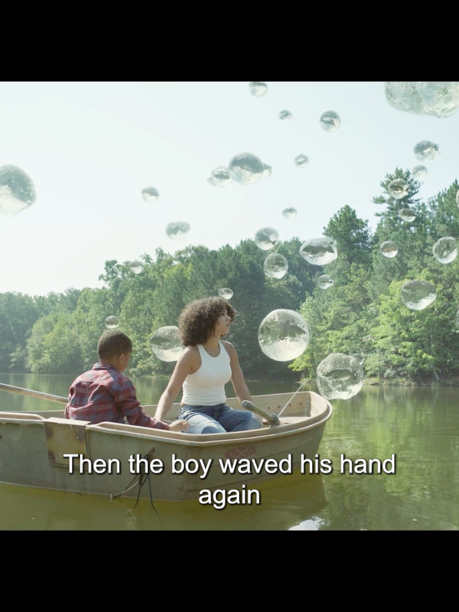 The woman suddenly realises that the fish are suspended over the surface.#fouryou #tik_tok #movie #usa_tiktok #us #filmtok #fouyou #Fyp #USA #Us #horror