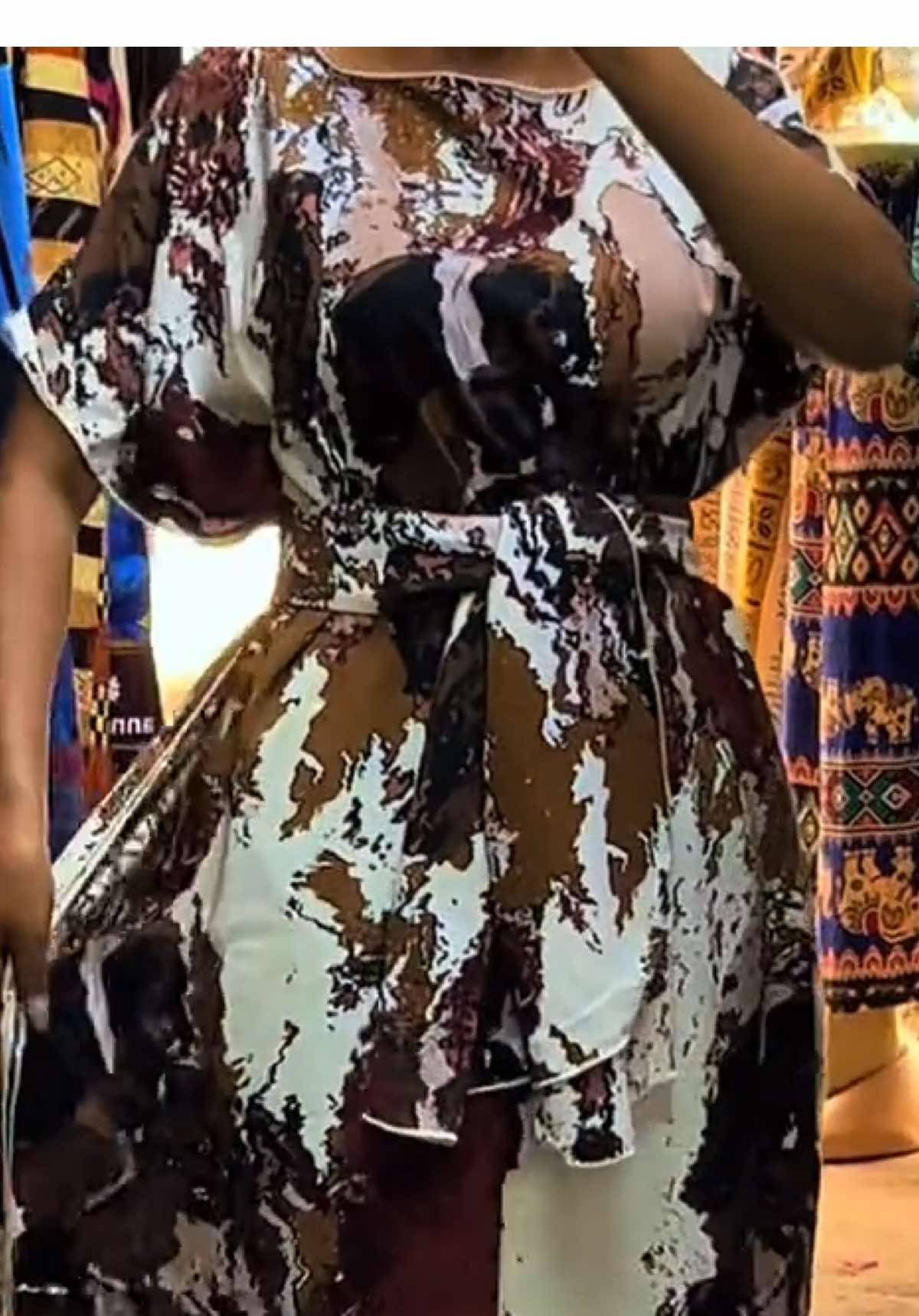 Cotton metallic fabric dera🔥🔥 These prints are available in store. One size fits all For Ksh 1500 only #dera #goviral #fyp #njambifrikaoutfits 